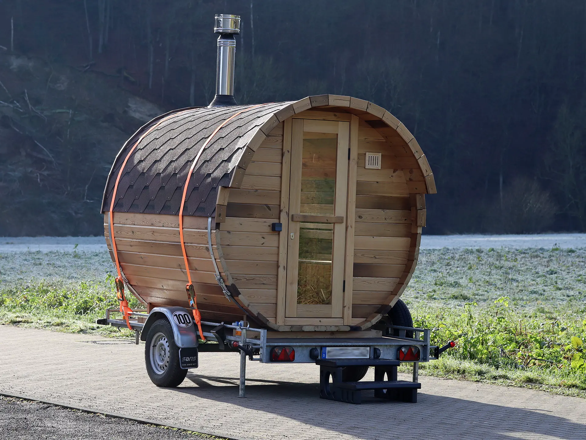 Fasssauna von Fassglück in Hennef (Sieg) mit Panoramafenster